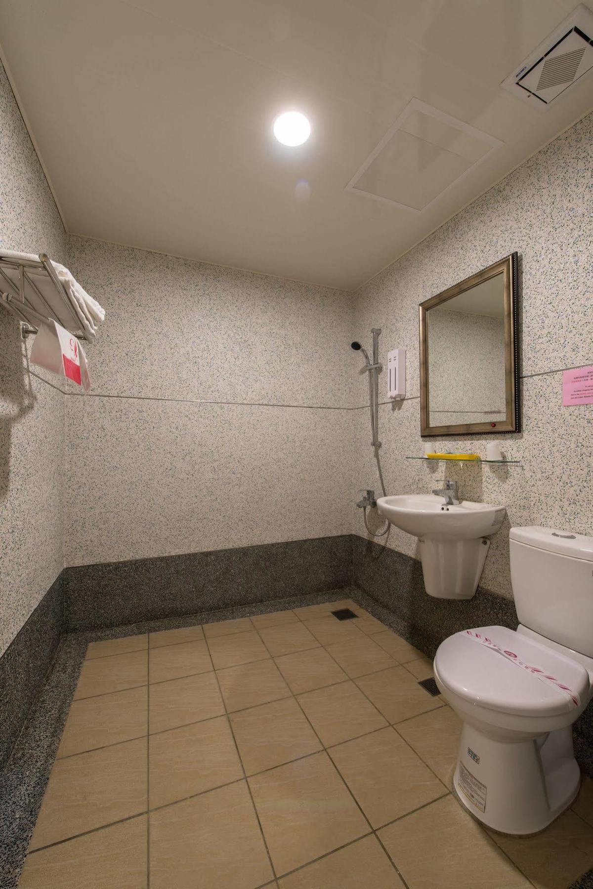Shanghai Hotel Zhongli Eksteriør bilde